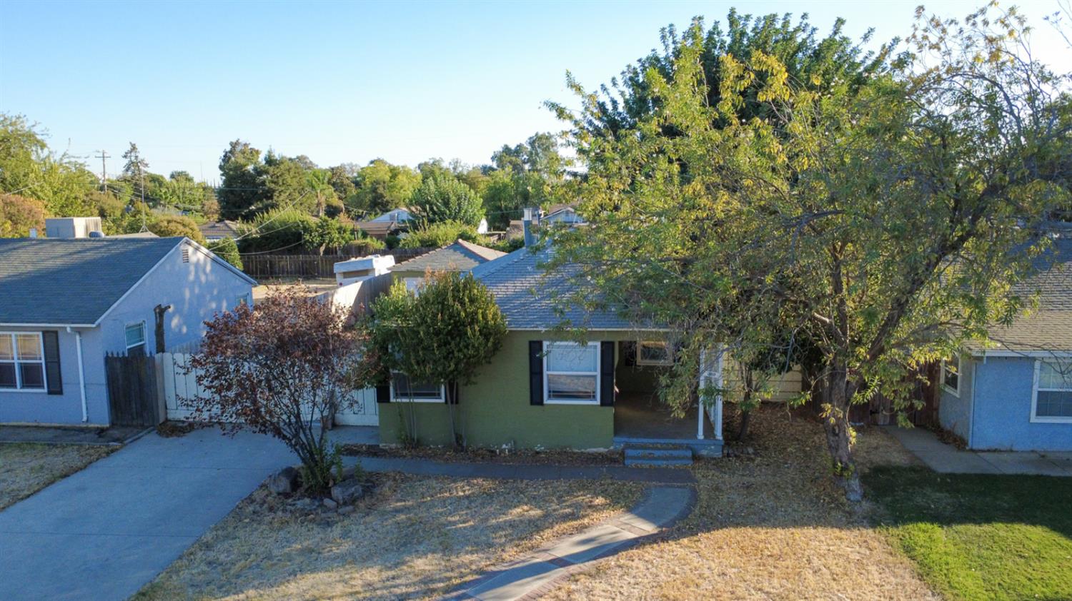 360 E 19th St, Merced, CA 95340