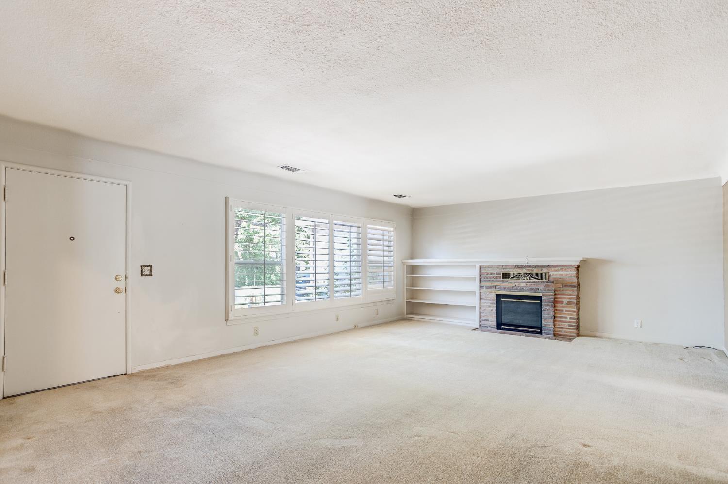 612 Hilton St, Modesto, CA 95350