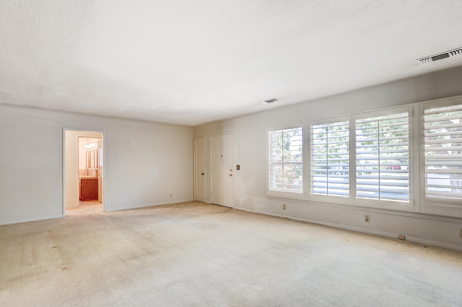 612 Hilton St, Modesto, CA 95350