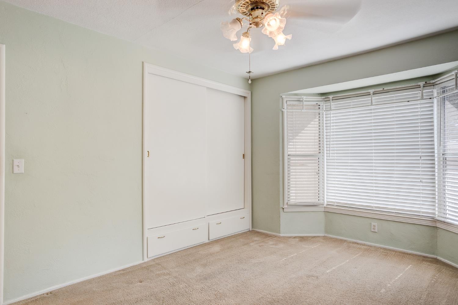 612 Hilton St, Modesto, CA 95350