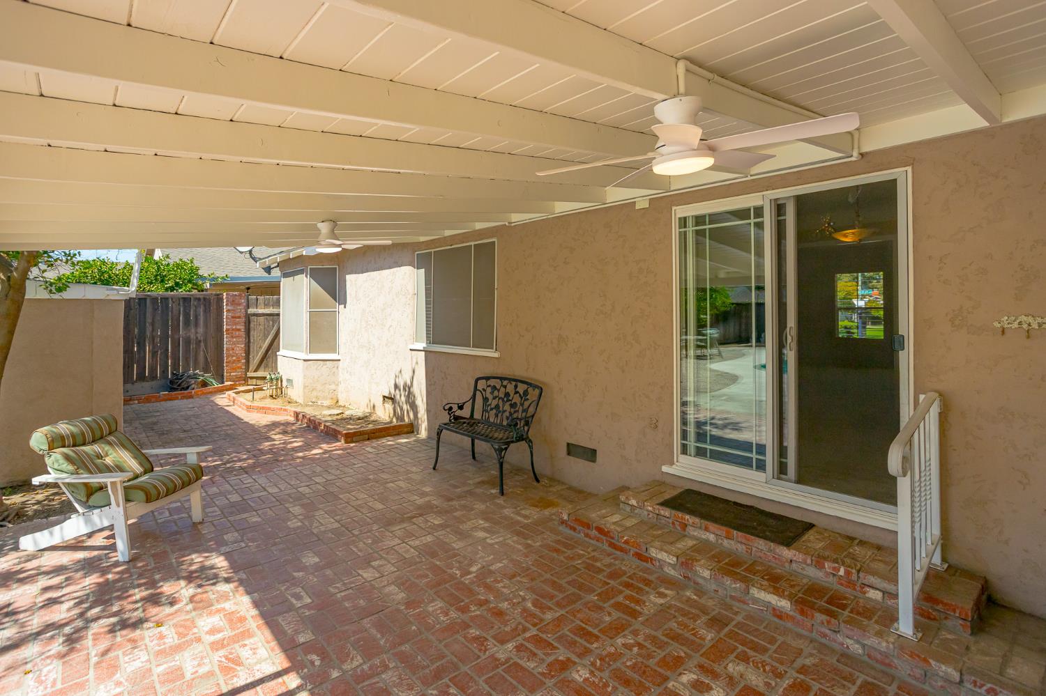 612 Hilton St, Modesto, CA 95350