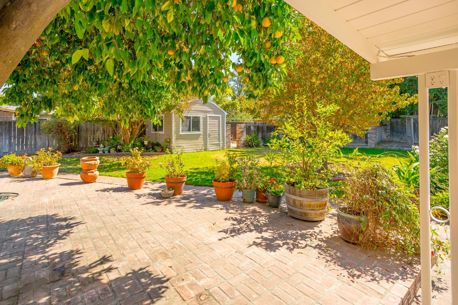612 Hilton St, Modesto, CA 95350