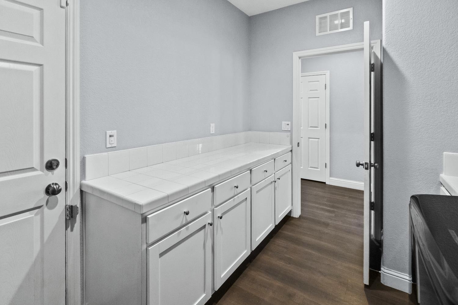 3001 Salonie, Modesto, CA 95355