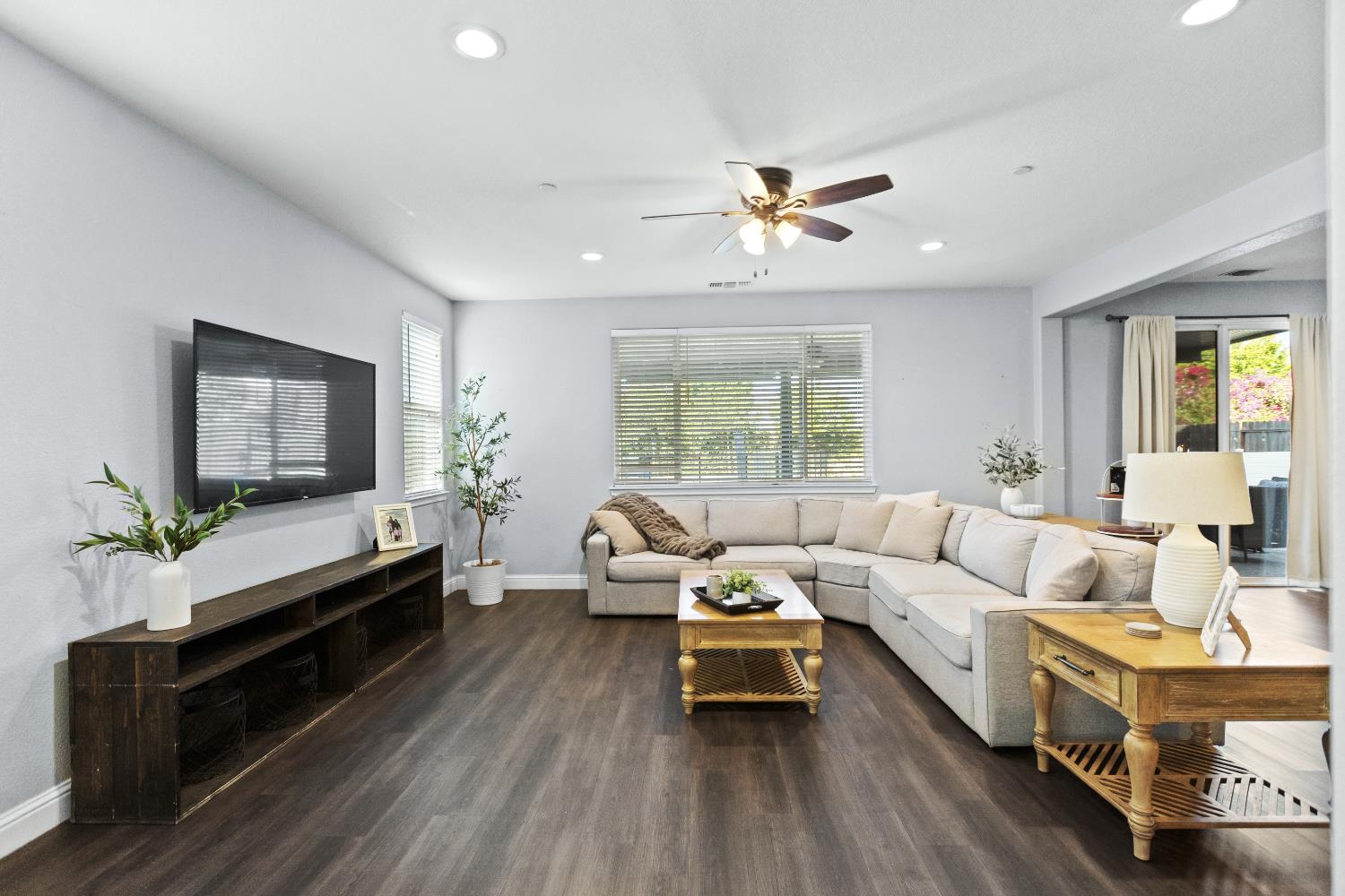 3001 Salonie, Modesto, CA 95355