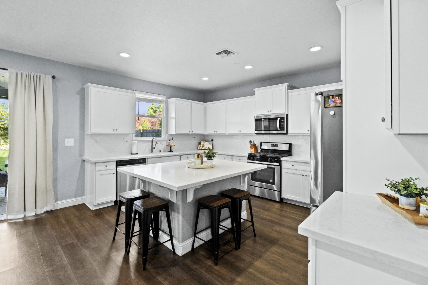 3001 Salonie, Modesto, CA 95355