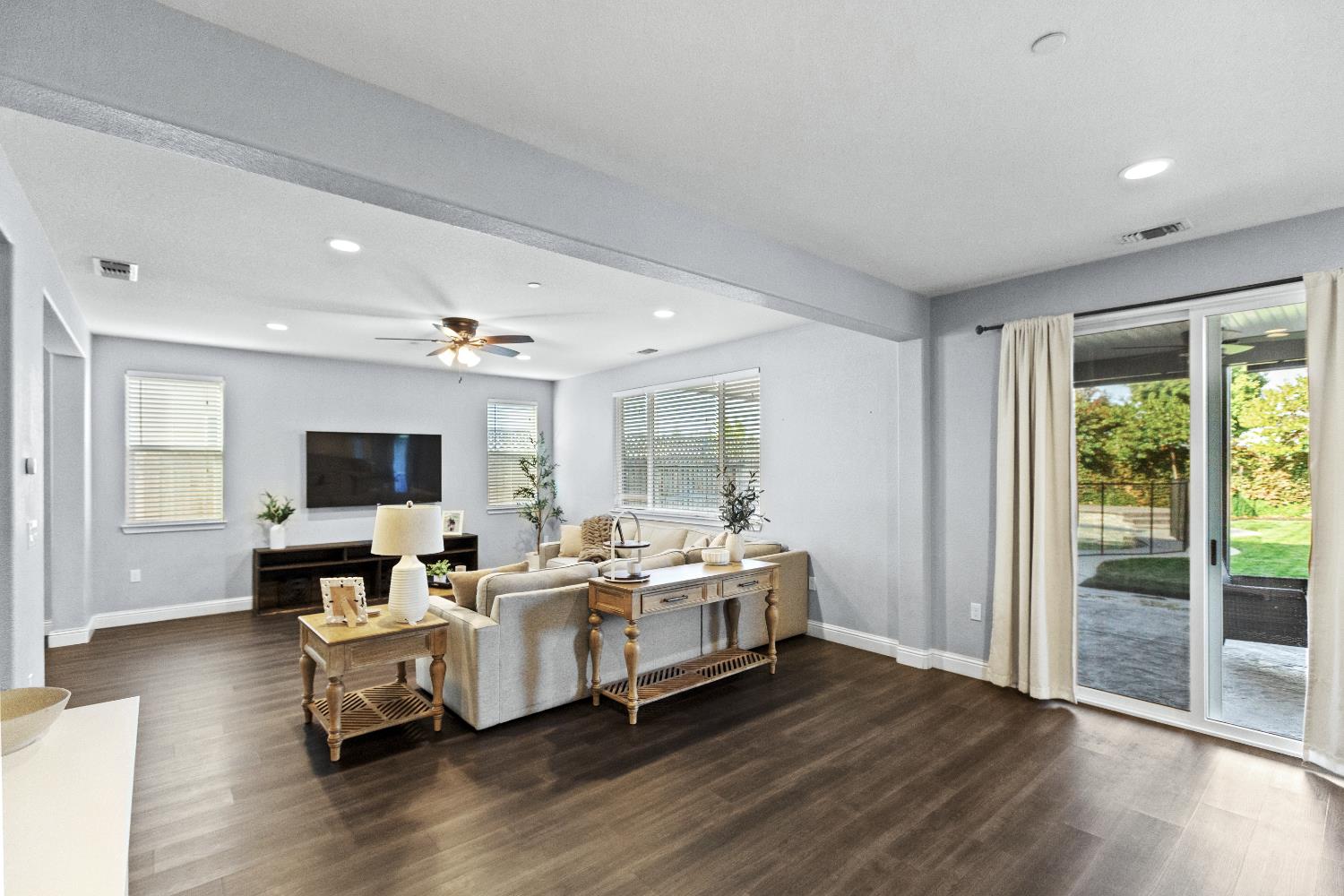 3001 Salonie, Modesto, CA 95355