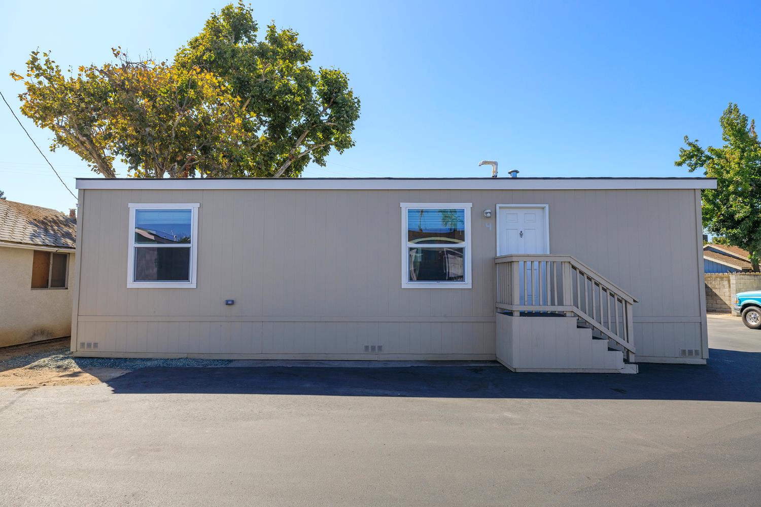 927 E F St #4, Oakdale, CA 95361