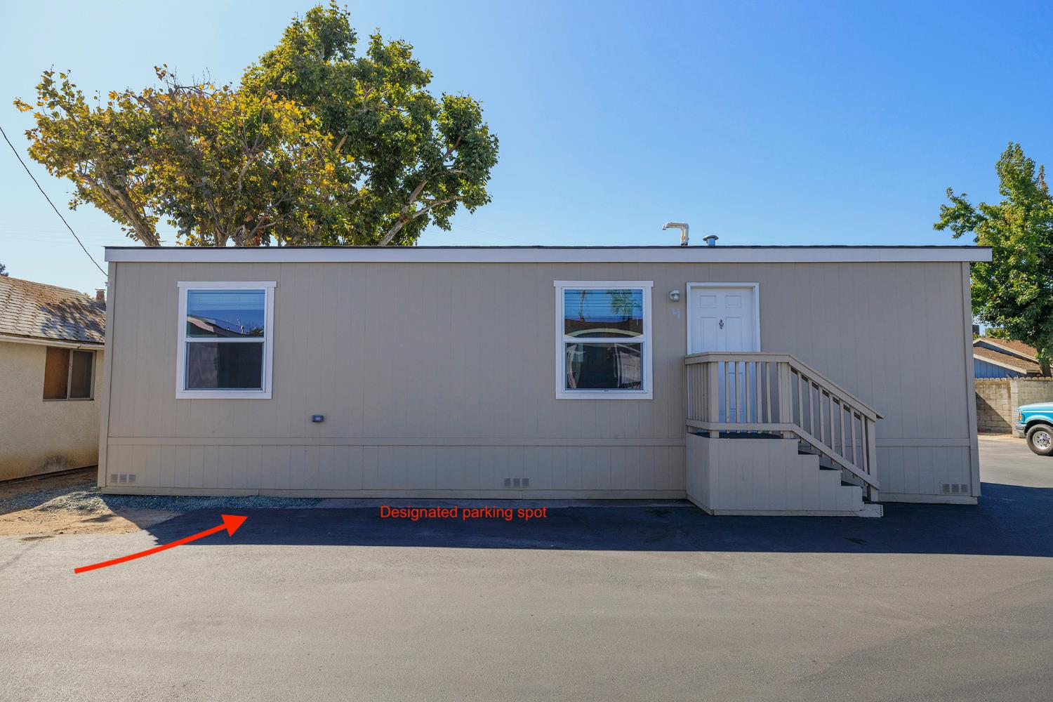 927 E F St #4, Oakdale, CA 95361