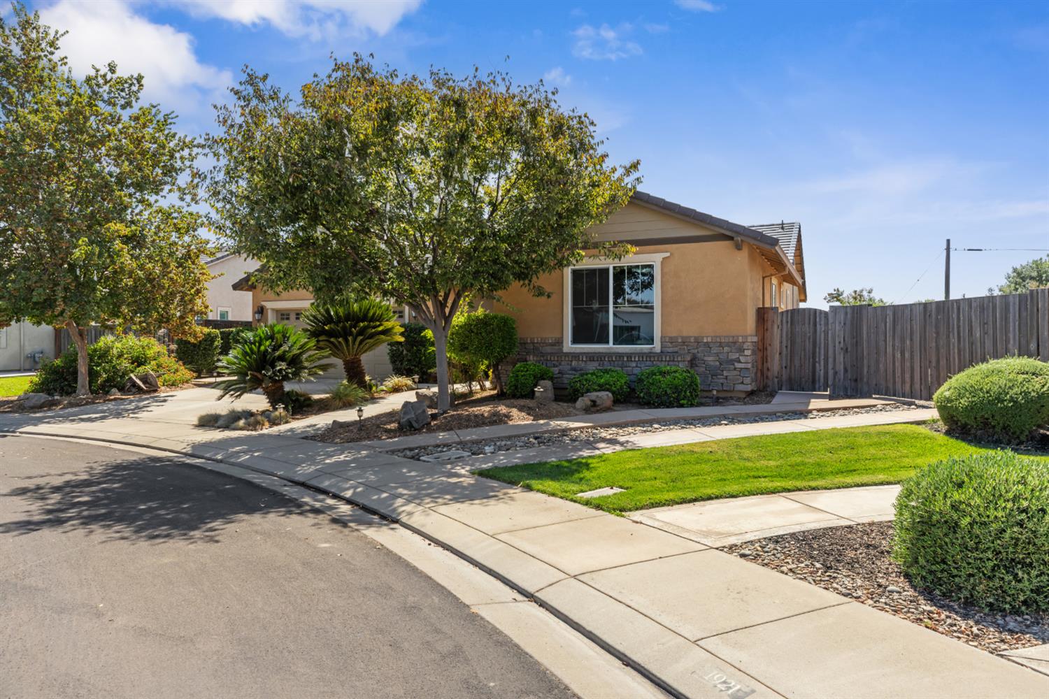 7612 Nannos Ct, Hughson, CA 95326