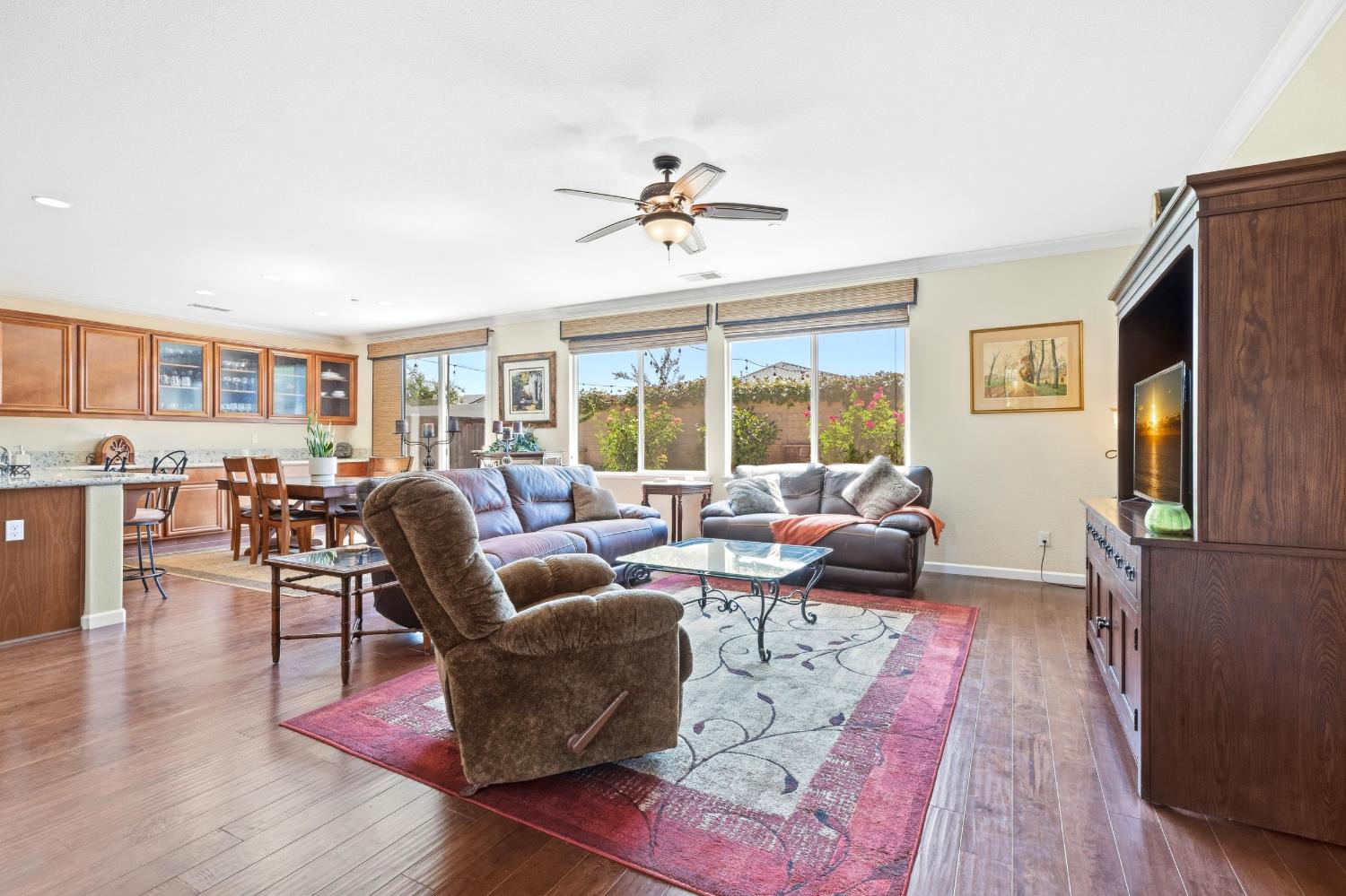 7612 Nannos Ct, Hughson, CA 95326