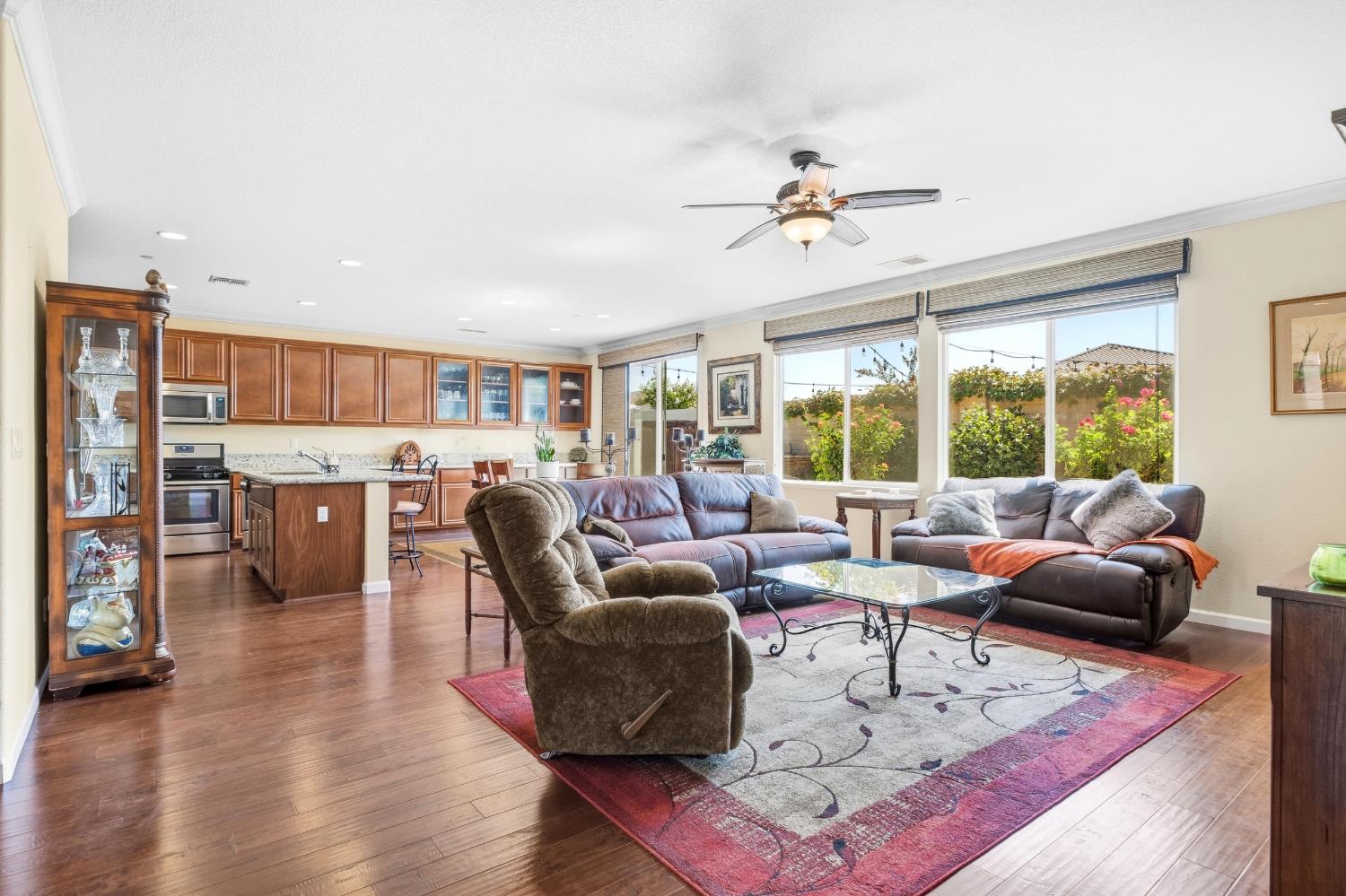 7612 Nannos Ct, Hughson, CA 95326