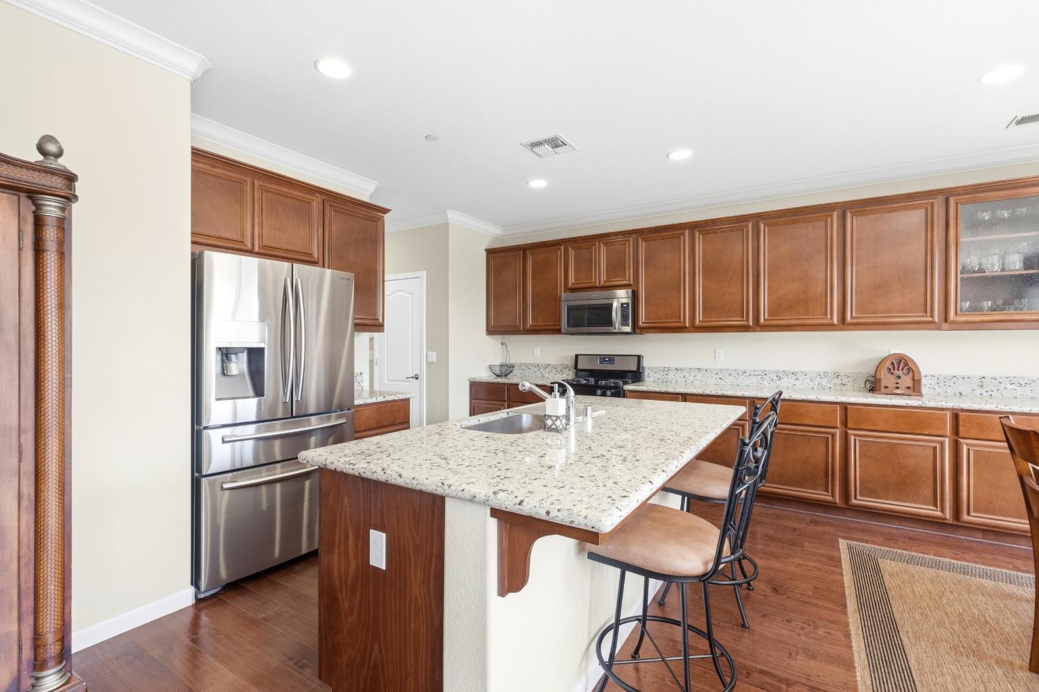 7612 Nannos Ct, Hughson, CA 95326