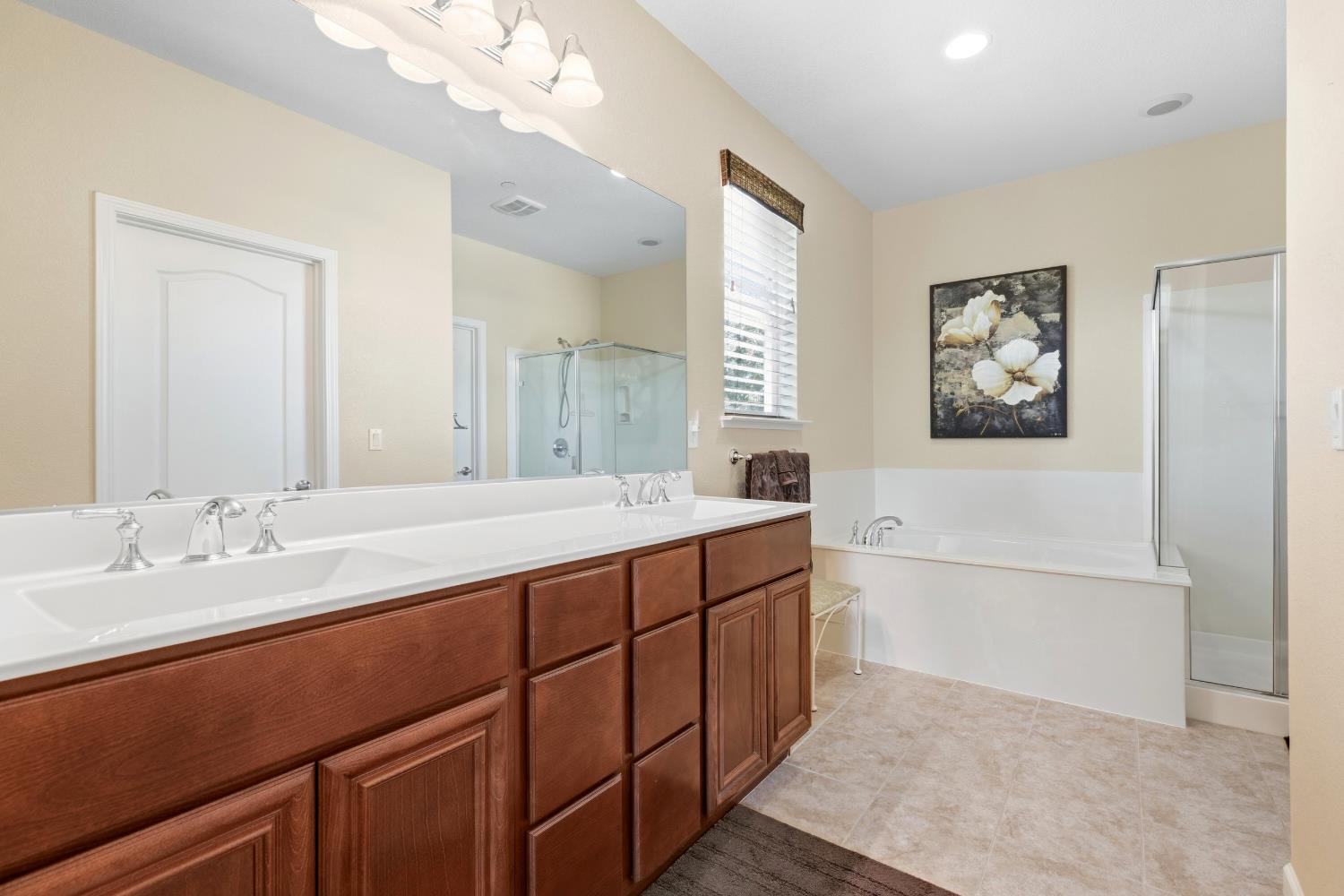 7612 Nannos Ct, Hughson, CA 95326