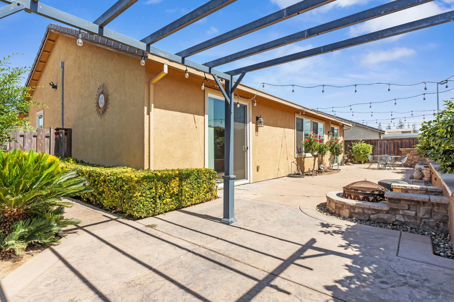 7612 Nannos Ct, Hughson, CA 95326