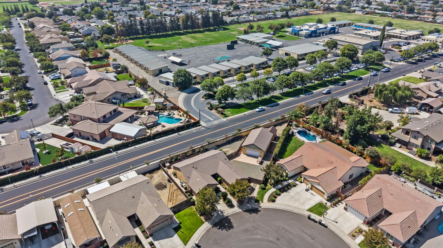 7612 Nannos Ct, Hughson, CA 95326
