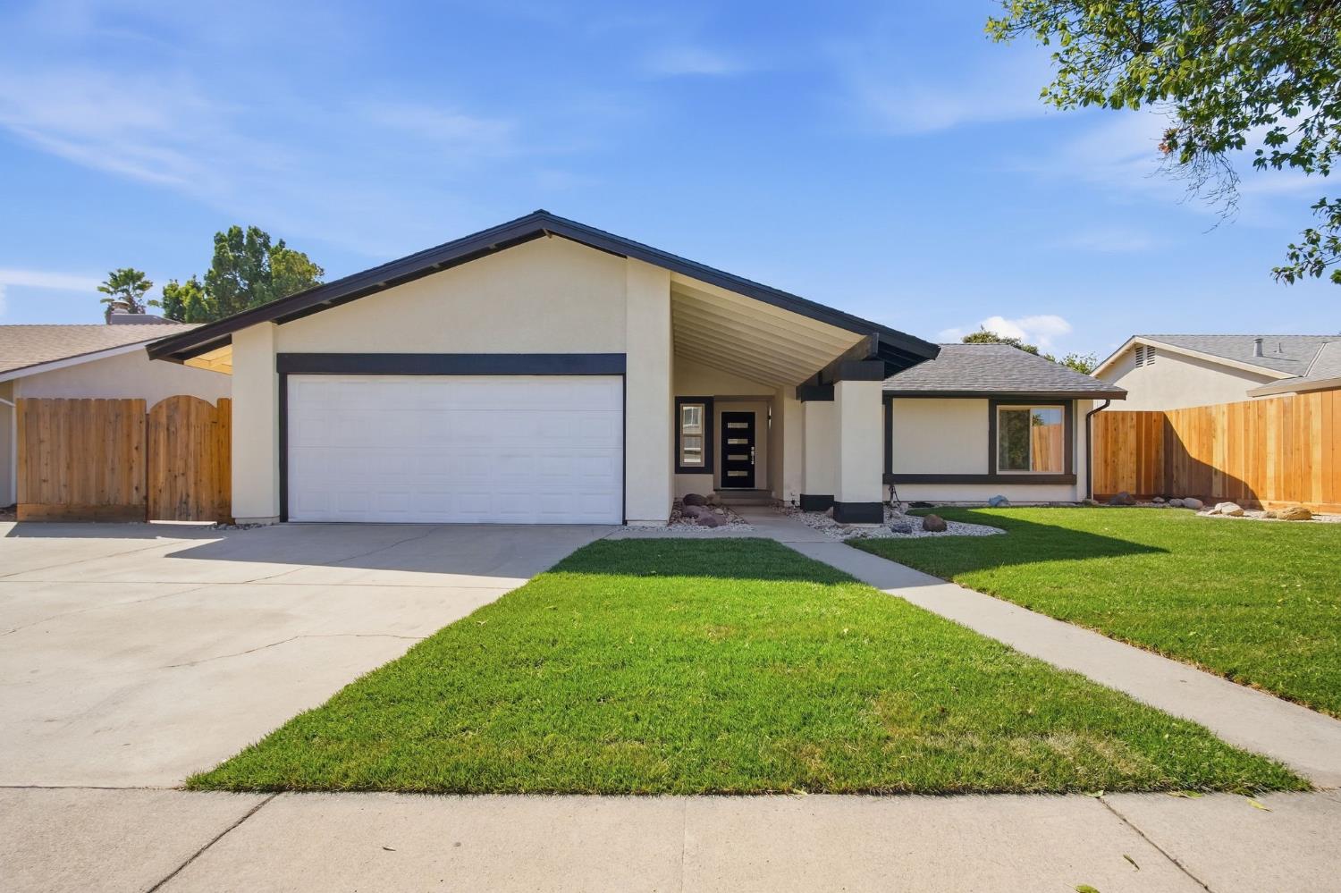 1909 Temescal Dr, Modesto, CA 95355