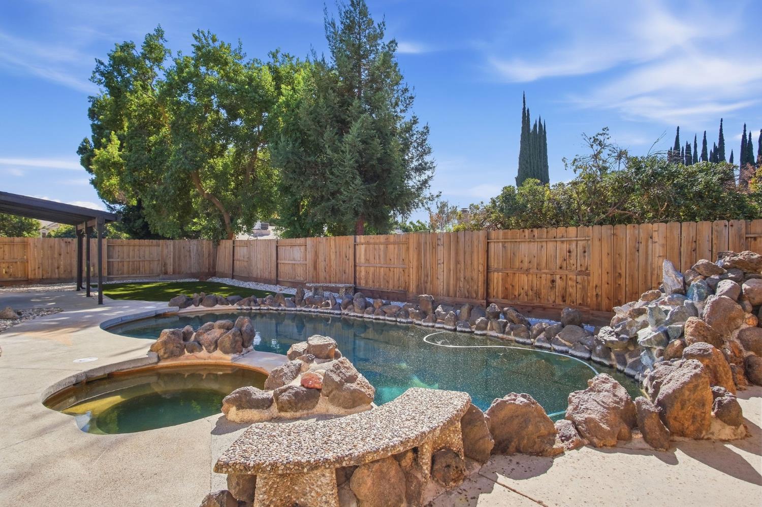 1909 Temescal Dr, Modesto, CA 95355