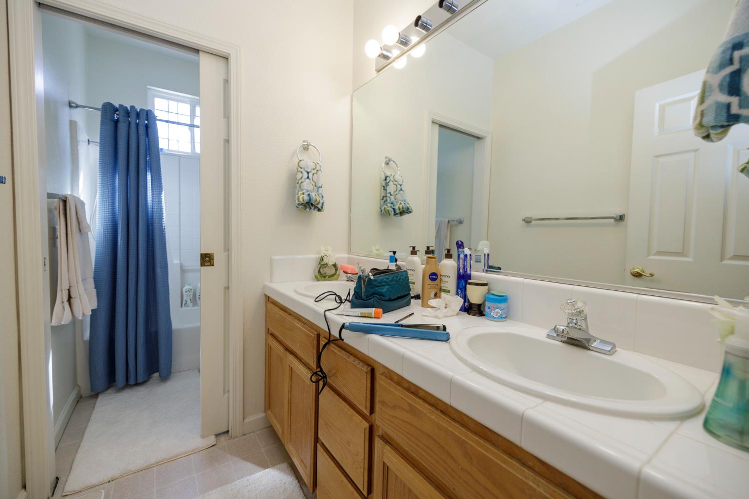 2889 E Doral Way, Turlock, CA 95382