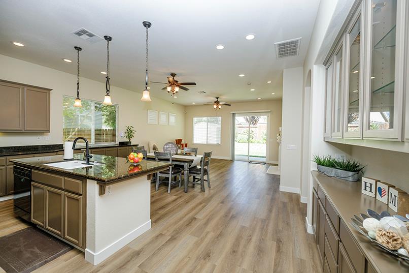 2713 Doubloon St, Riverbank, CA 95367