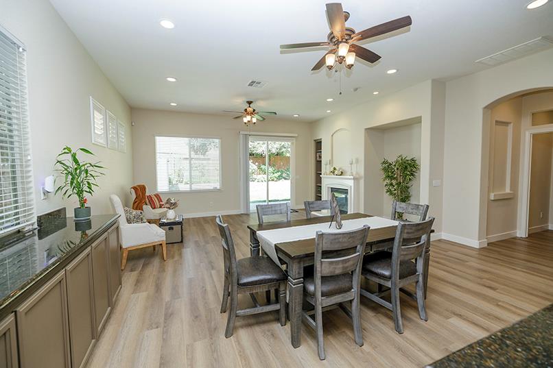 2713 Doubloon St, Riverbank, CA 95367