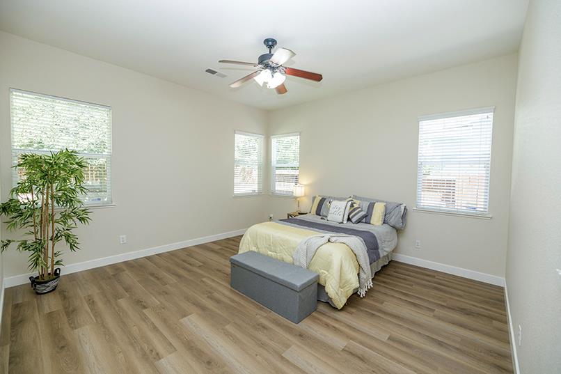 2713 Doubloon St, Riverbank, CA 95367