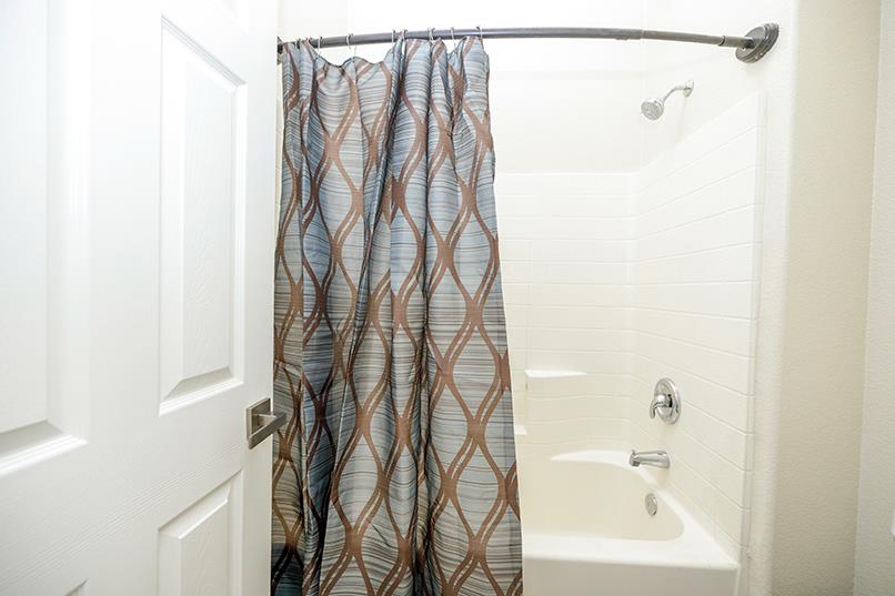 2713 Doubloon St, Riverbank, CA 95367