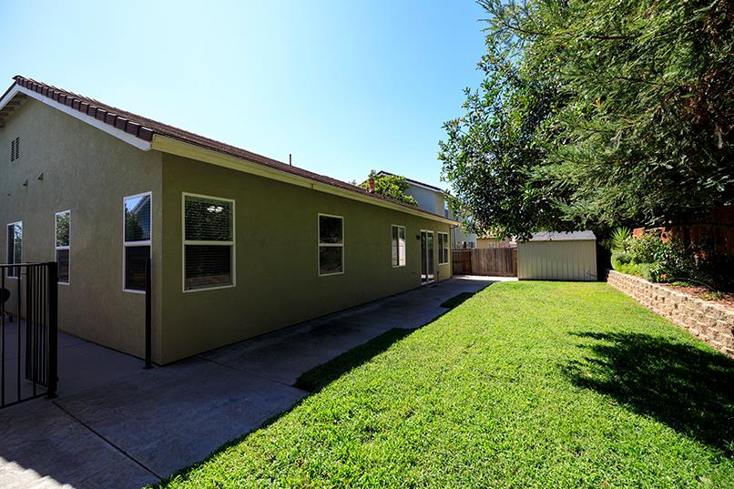2713 Doubloon St, Riverbank, CA 95367