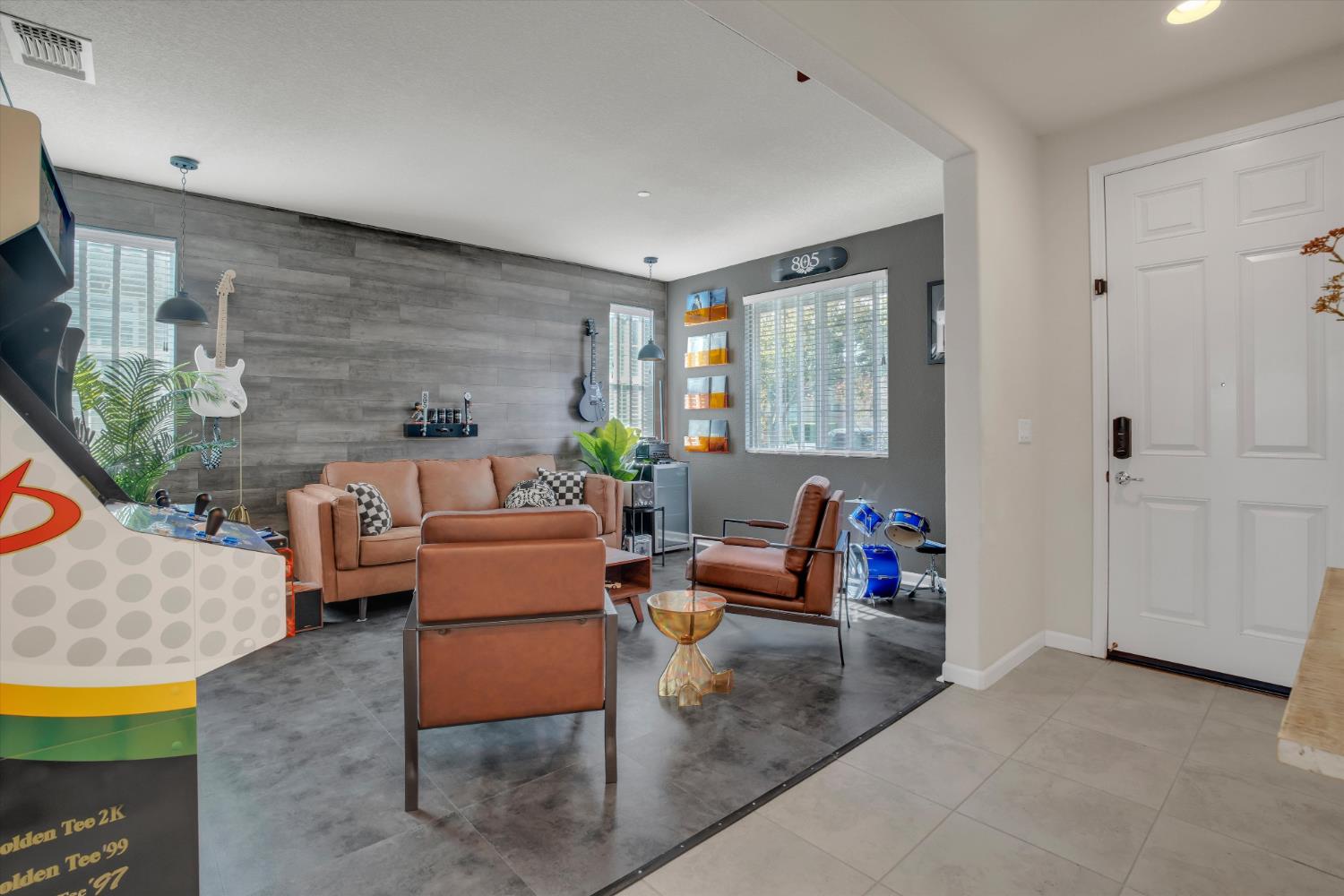 778 Bogdanich Pkwy, Patterson, CA 95363