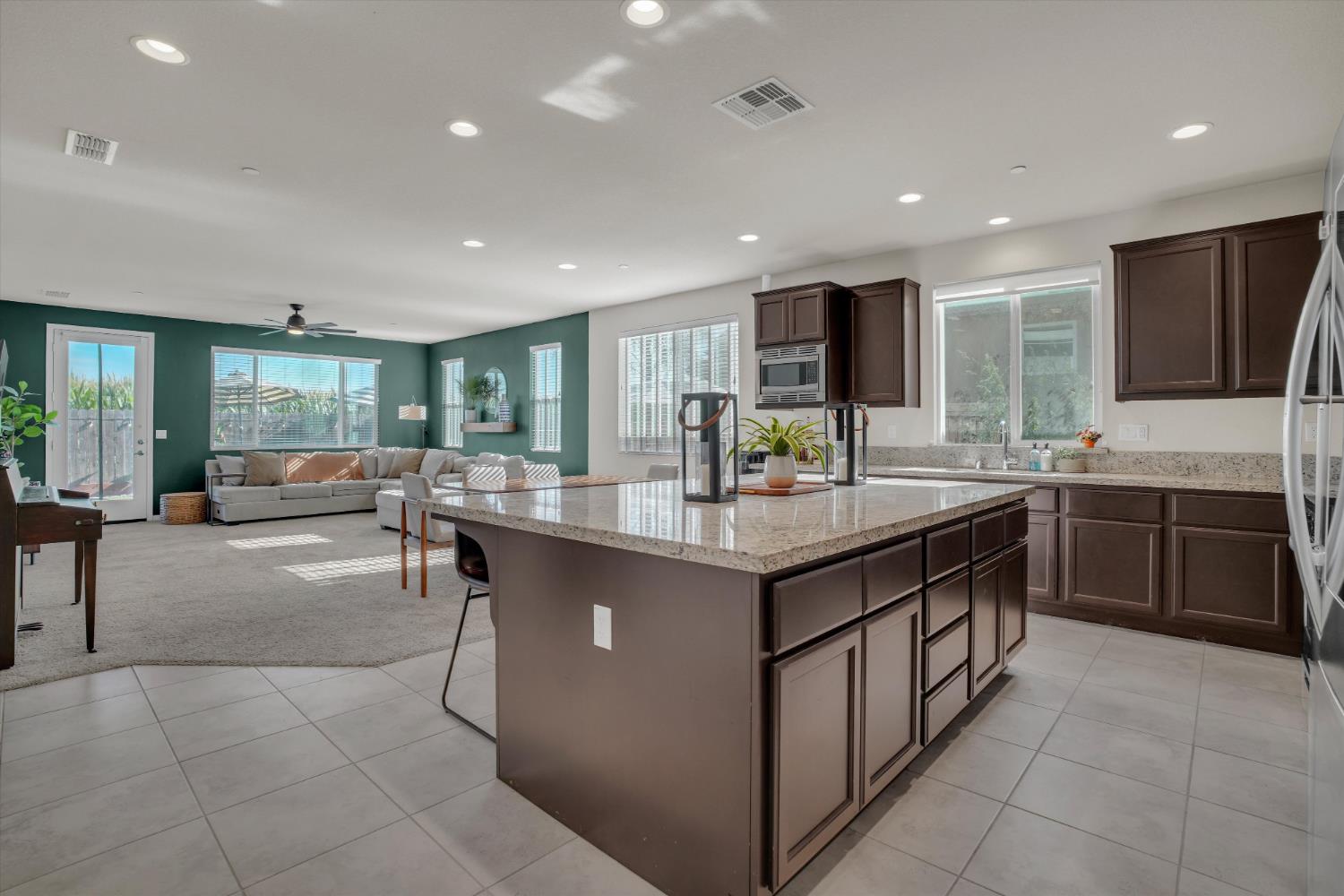 778 Bogdanich Pkwy, Patterson, CA 95363