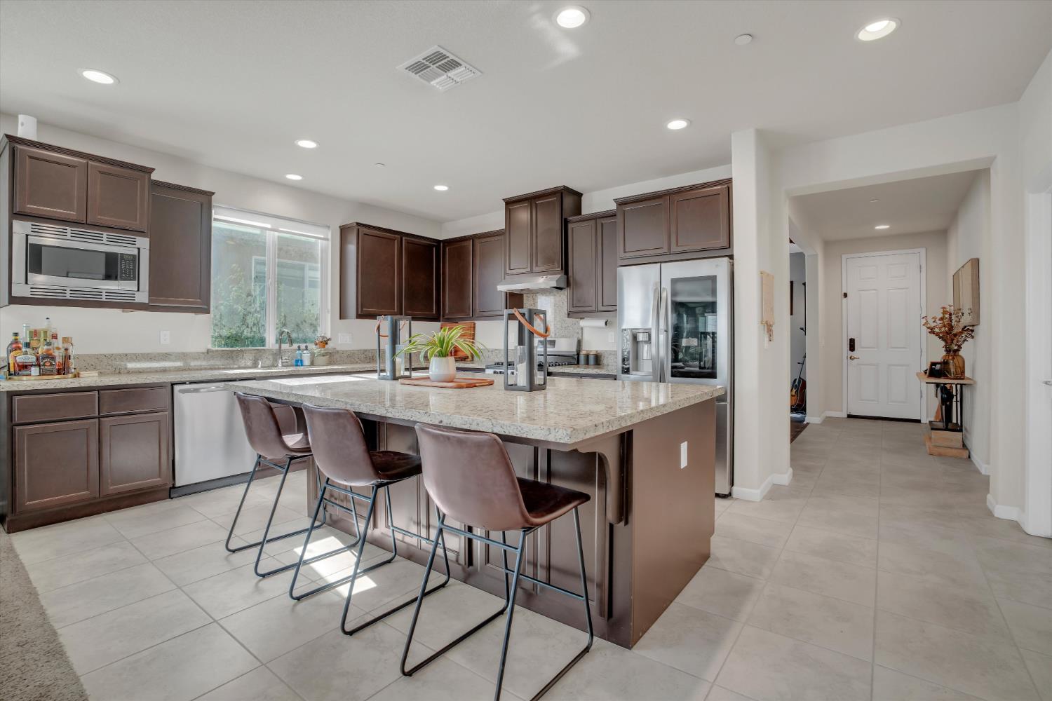778 Bogdanich Pkwy, Patterson, CA 95363