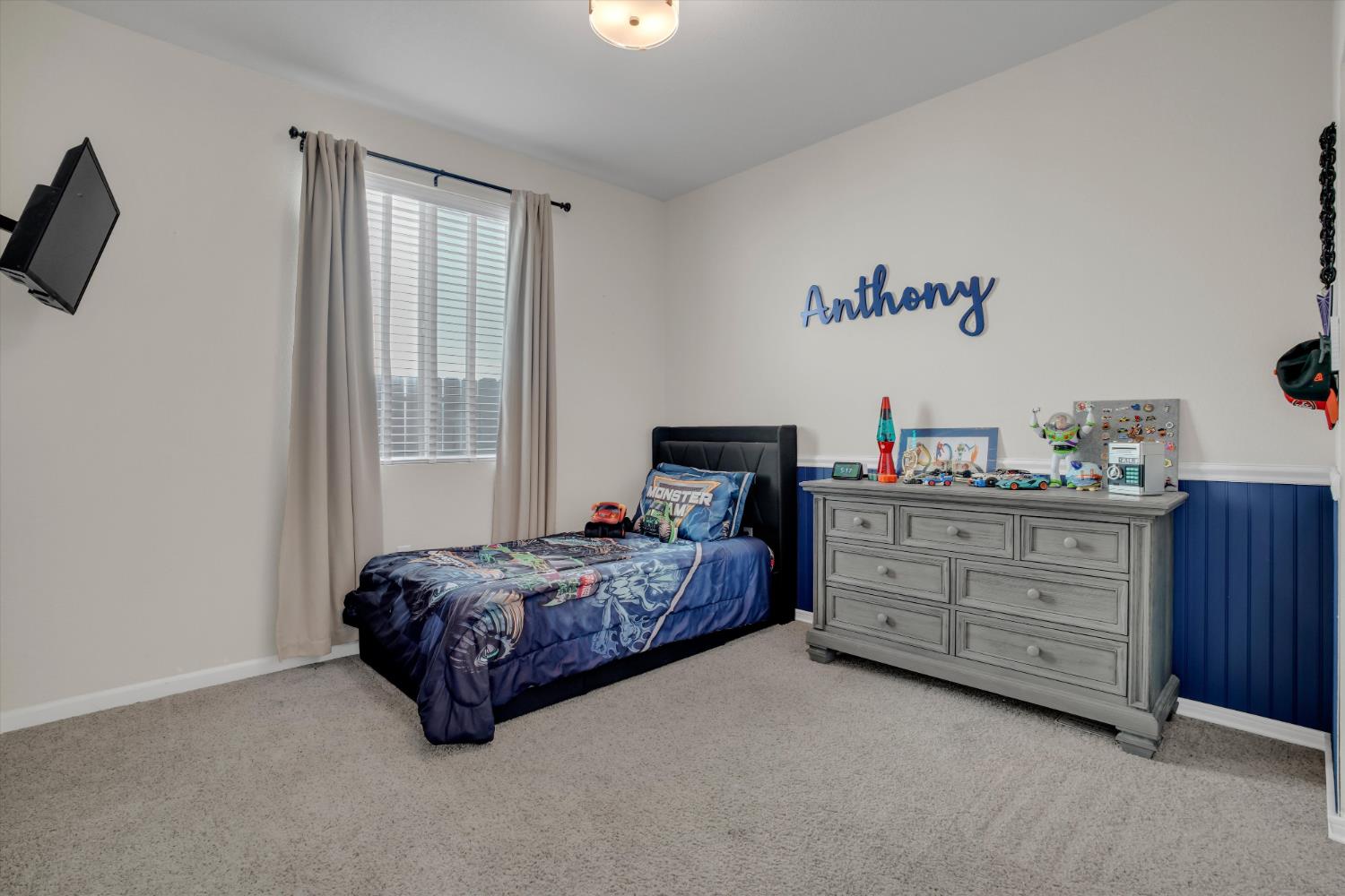778 Bogdanich Pkwy, Patterson, CA 95363