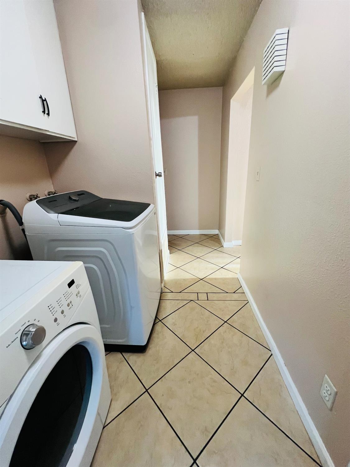 1748 Darwin Ave, Ceres, CA 95307