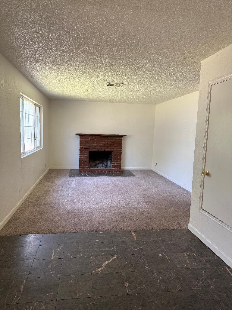 2112 Conant Ave, Modesto, CA 95350