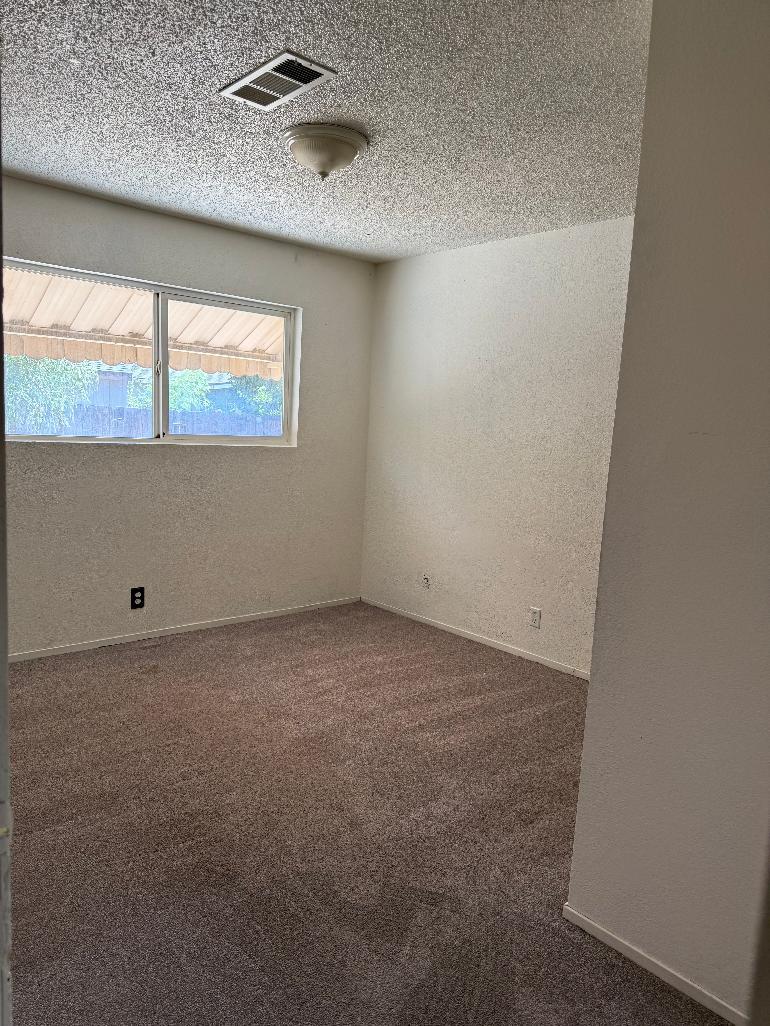 2112 Conant Ave, Modesto, CA 95350