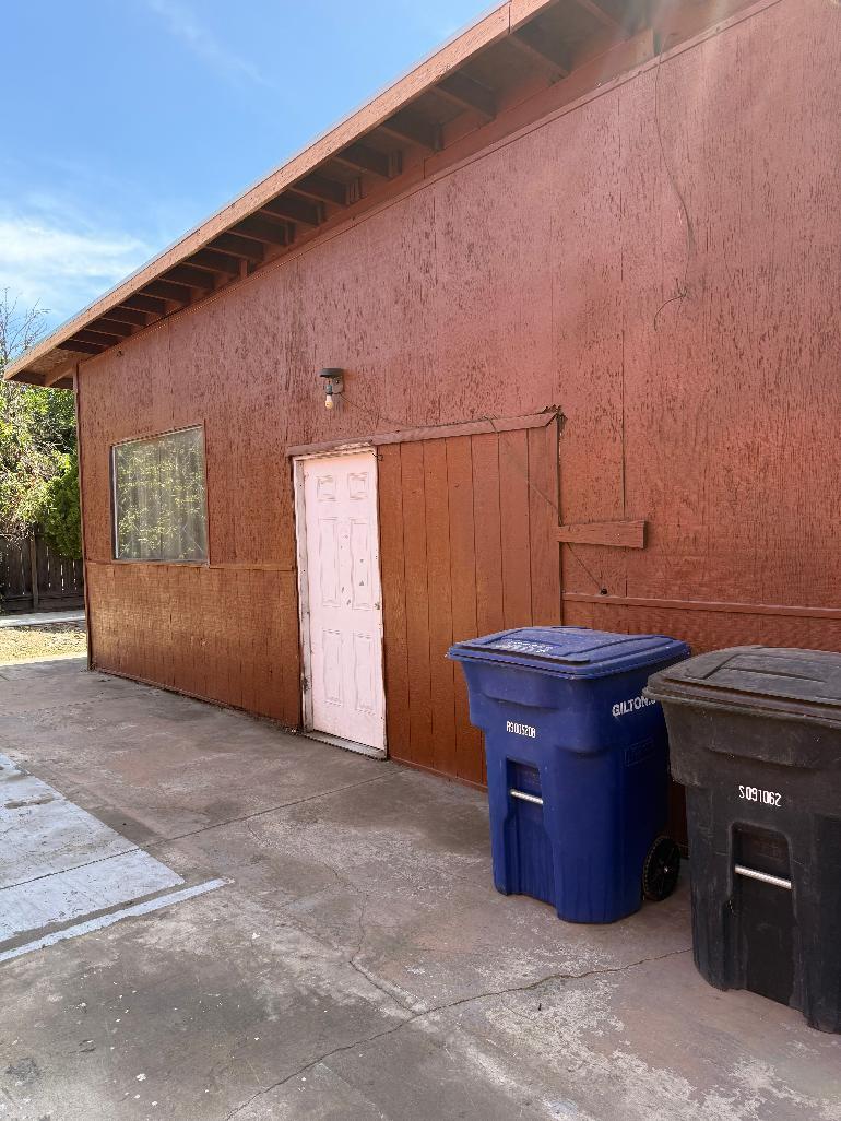 2112 Conant Ave, Modesto, CA 95350