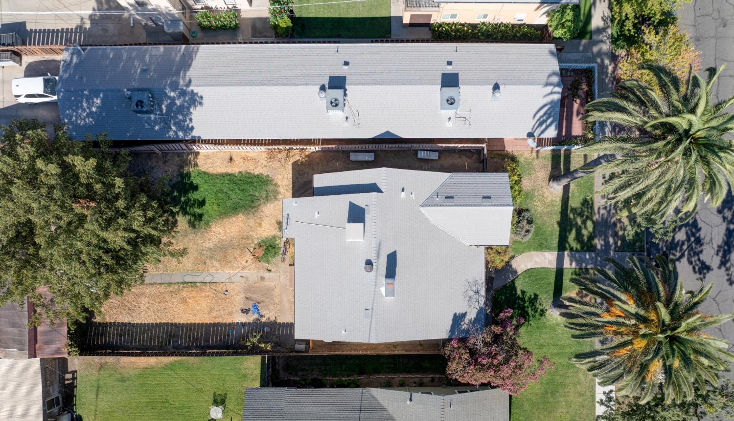 420 W 19th St, Merced, CA 95340