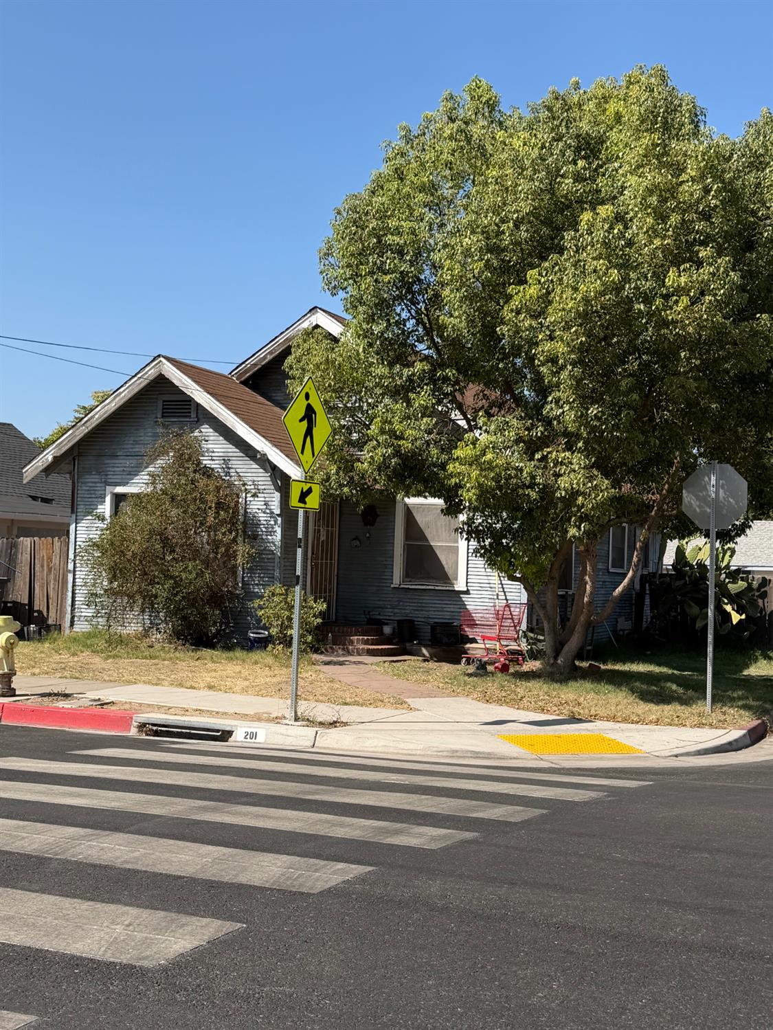 201 Columbia St, Turlock, CA 95380