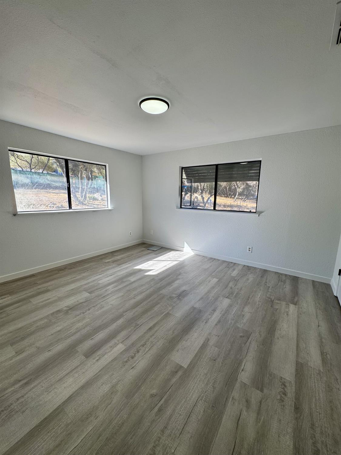 31660 Apache Rd, Coarsegold, CA 93614