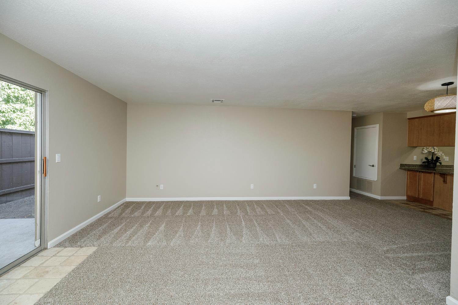 4028 Honey Creek Rd, Modesto, CA 95356