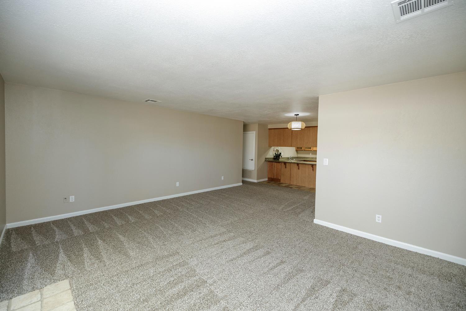 4028 Honey Creek Rd, Modesto, CA 95356