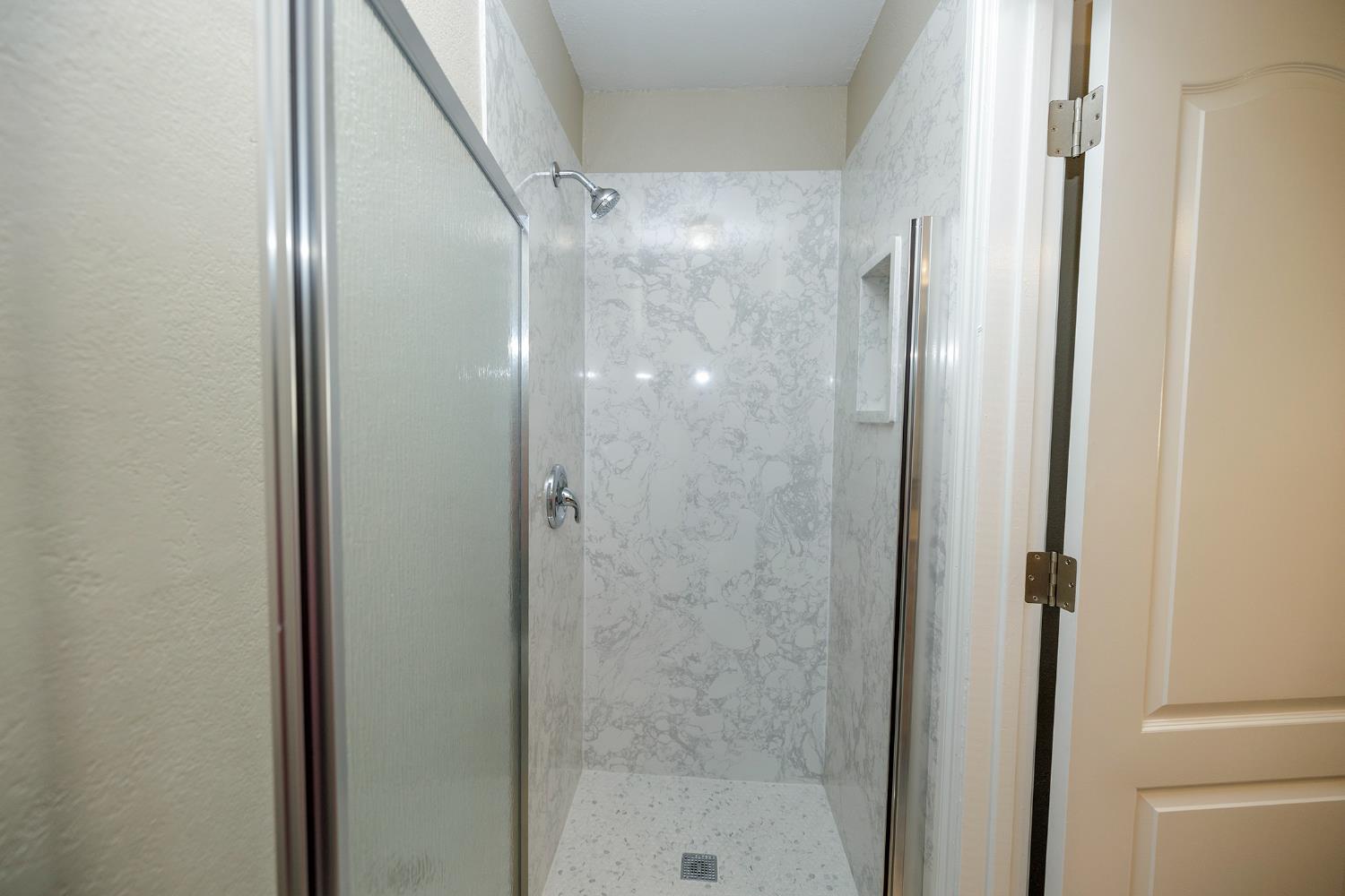 4028 Honey Creek Rd, Modesto, CA 95356