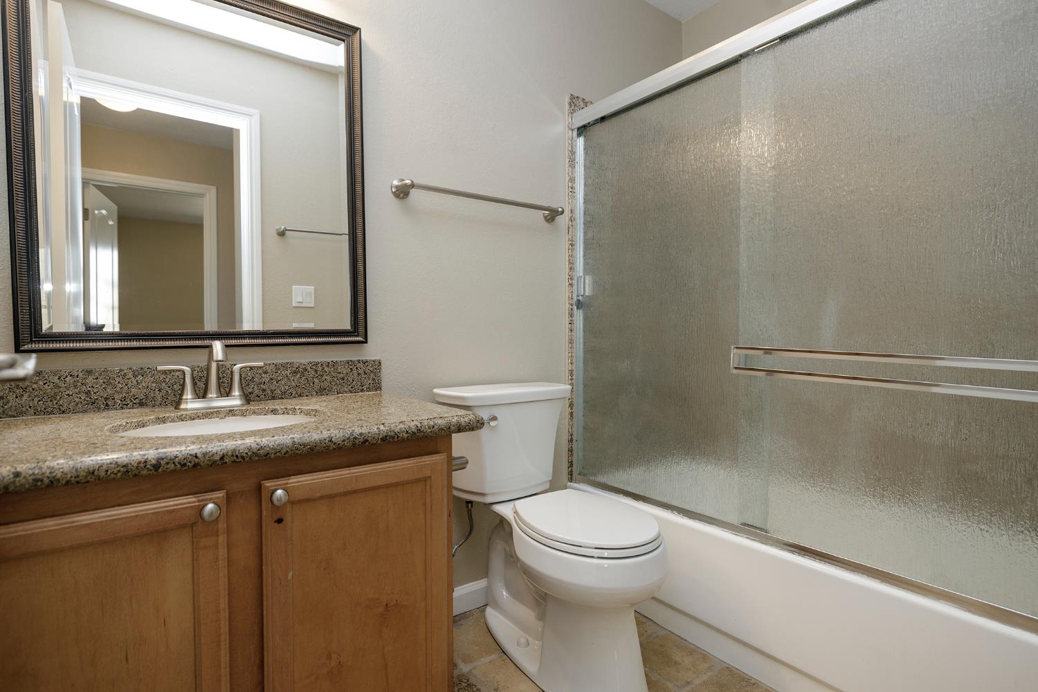 4028 Honey Creek Rd, Modesto, CA 95356