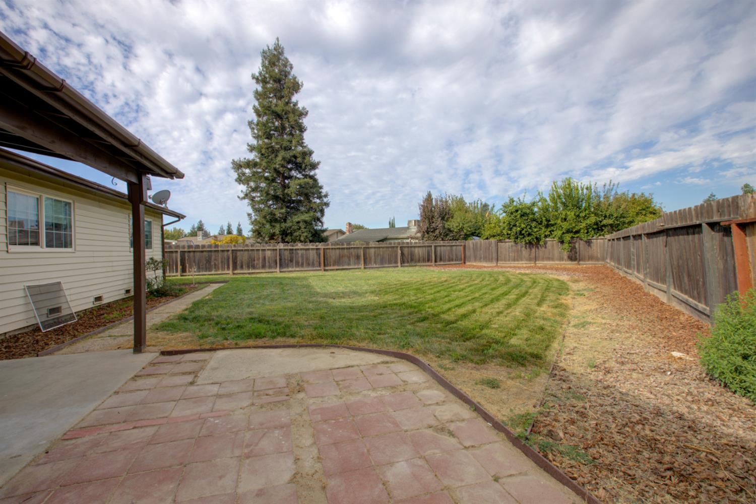 2945 Hughes Ct, Turlock, CA 95382