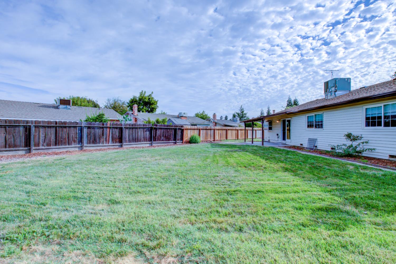 2945 Hughes Ct, Turlock, CA 95382