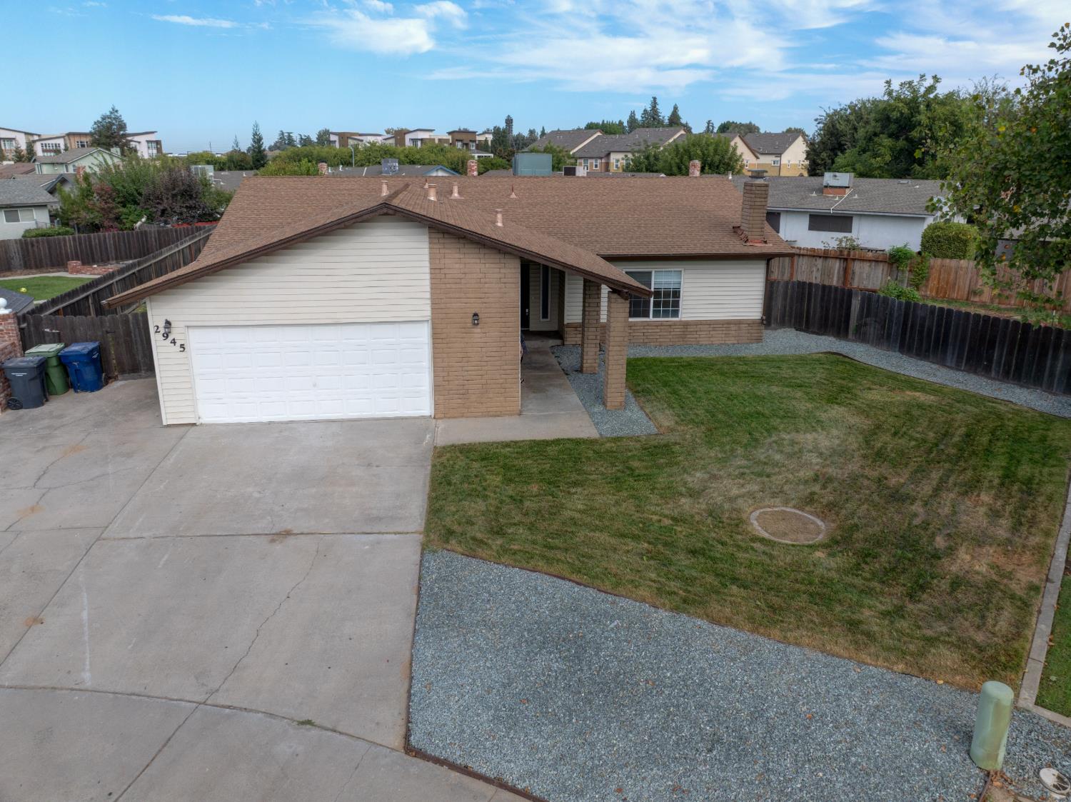 2945 Hughes Ct, Turlock, CA 95382