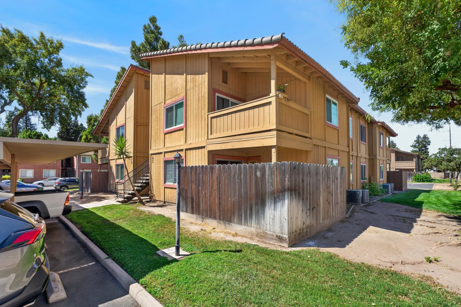 440 Cherry Ln #C, Manteca, CA 95337