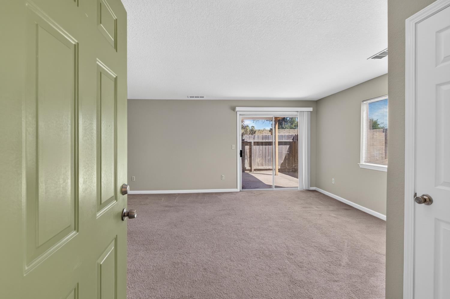 440 Cherry Ln #C, Manteca, CA 95337