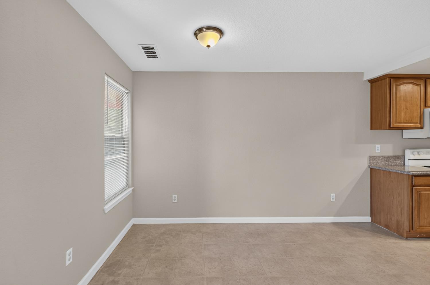 440 Cherry Ln #C, Manteca, CA 95337