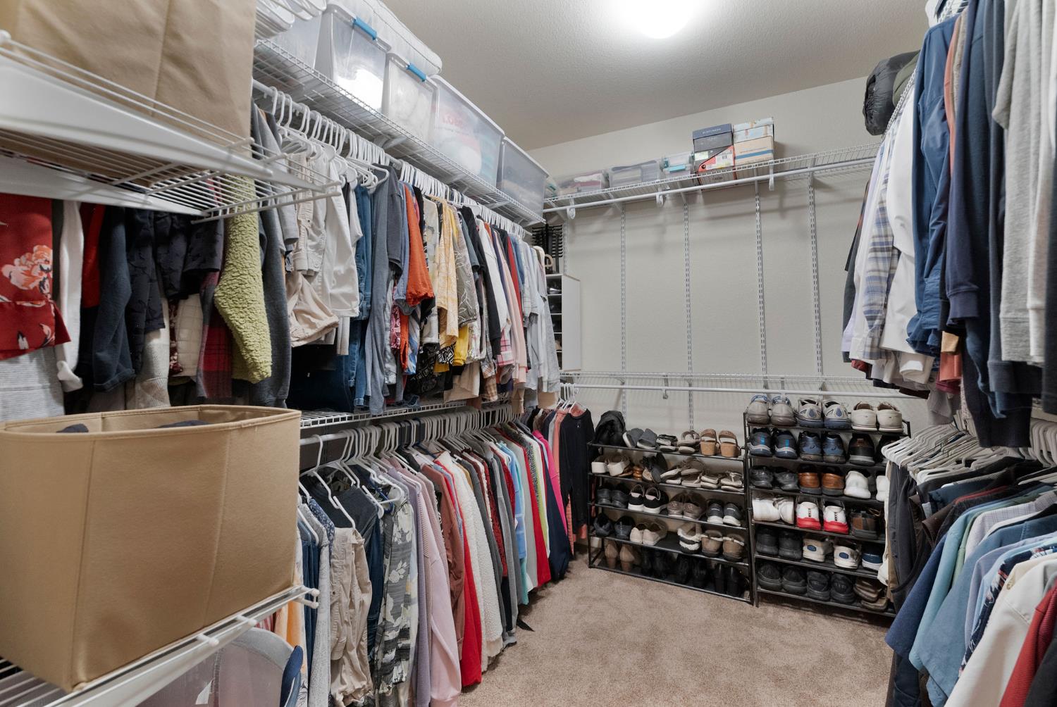 190 Kentucky Ct, Manteca, CA 95337