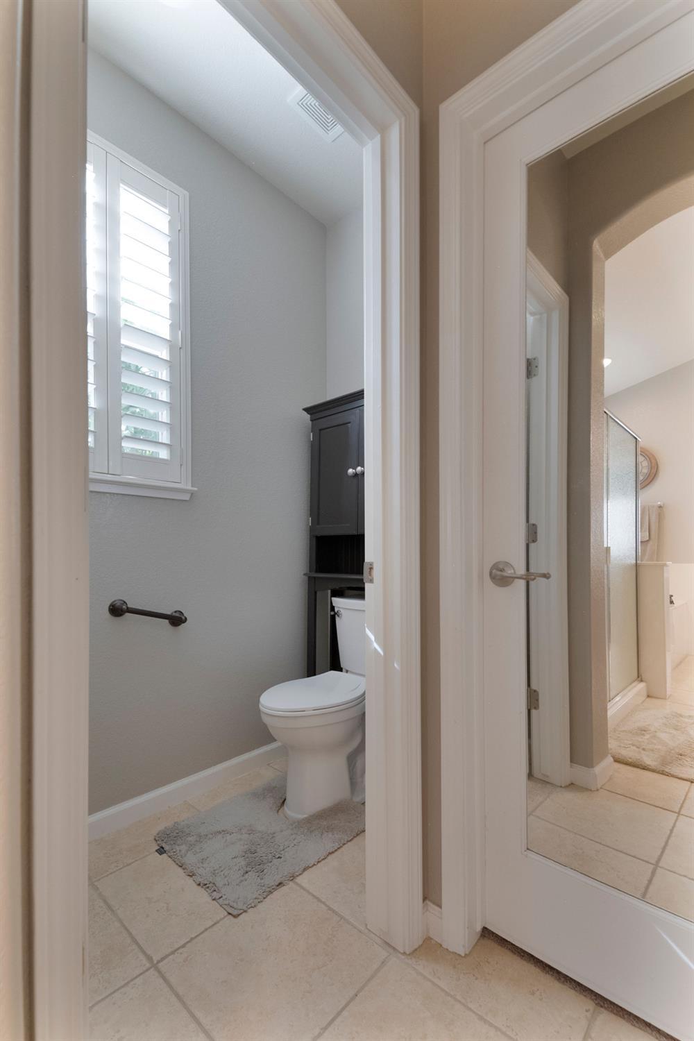190 Kentucky Ct, Manteca, CA 95337